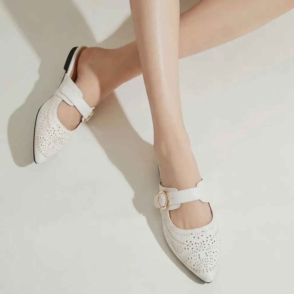 Ci. MSRP $36 NWOB ECETANA WHITE PERFORATED BUCKLE MARY JANE MULES ♡SIZE 40♡